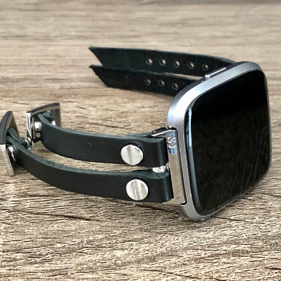 Black Double Strap Versa Lite Leather Bracelet